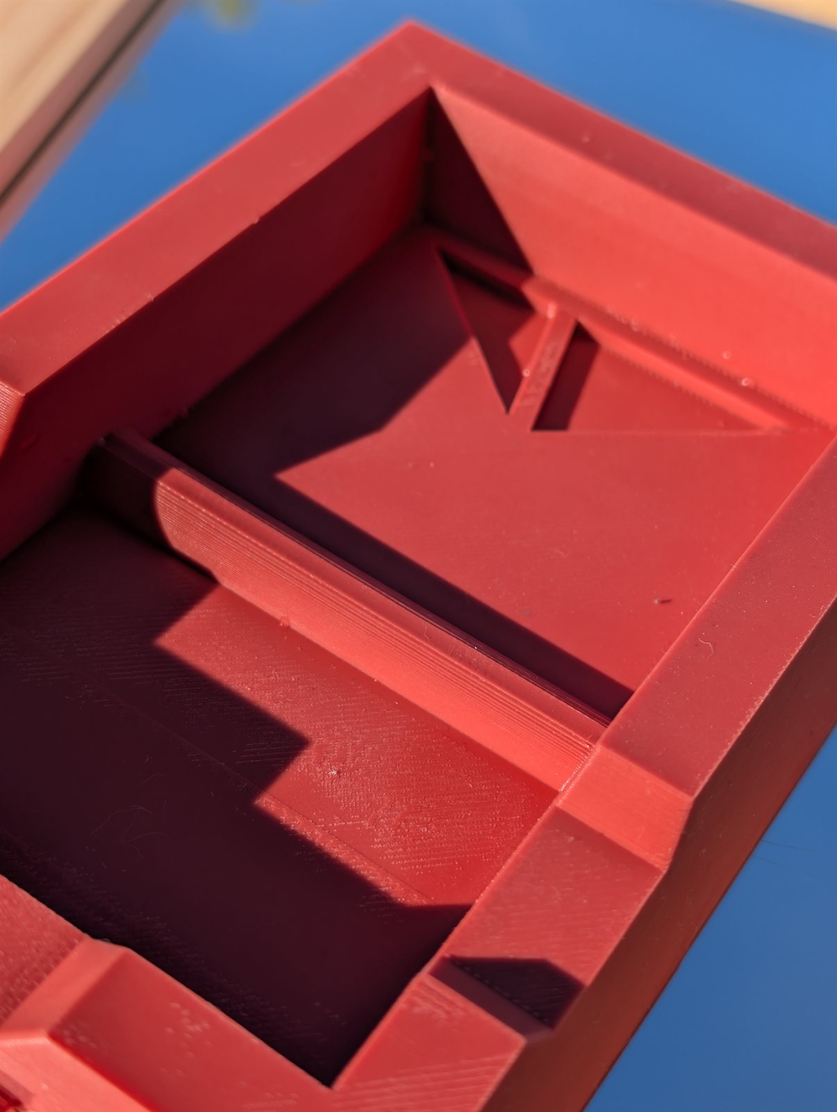 SeshTec Keeper Maxi - Isometric Angle